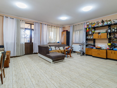 Casa Voluntari Spatioasa 300mp utili