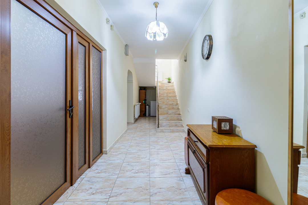 Casa Voluntari 177mp, curte, gata de mutat