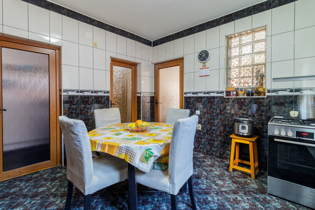 Casa Voluntari 177mp, curte, gata de mutat