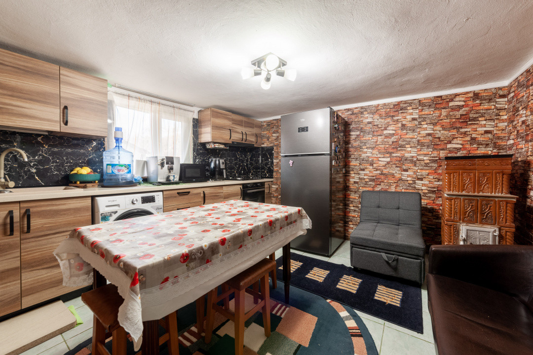 Casă Ștefănești – 1 km de Primărie | Curte mare, zonă liniștită