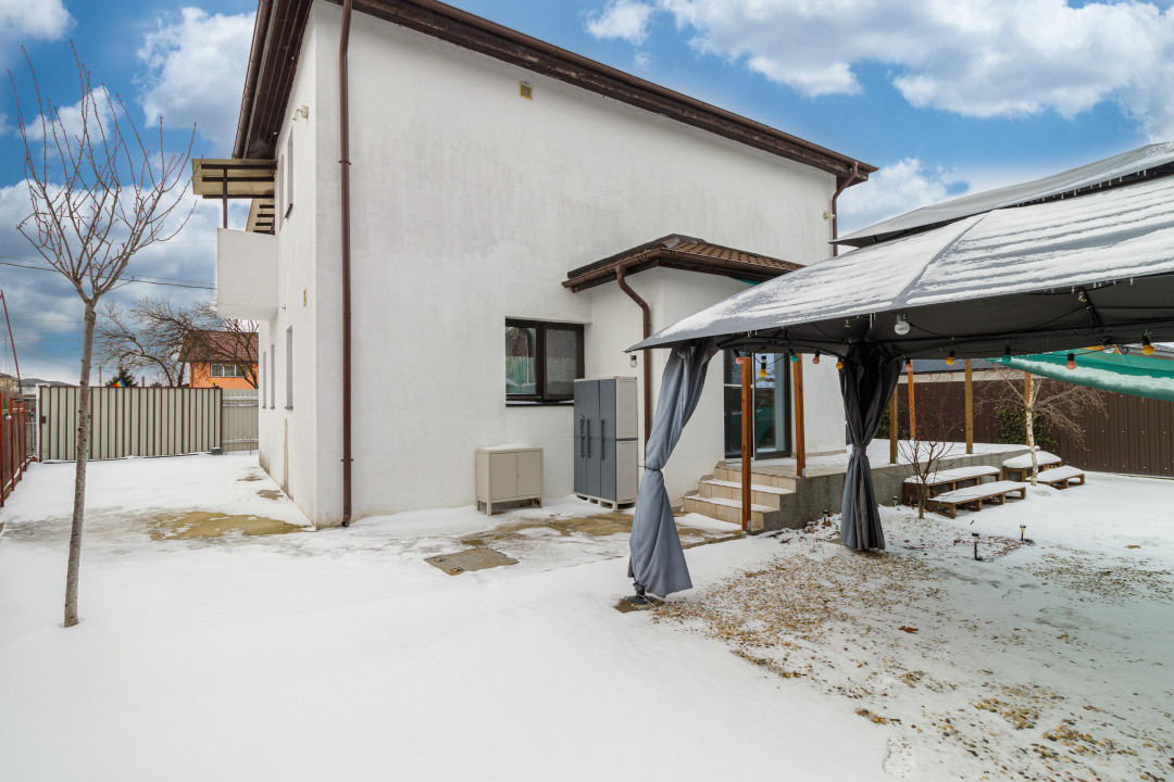 Casa Corbeanca - Curte si liniste