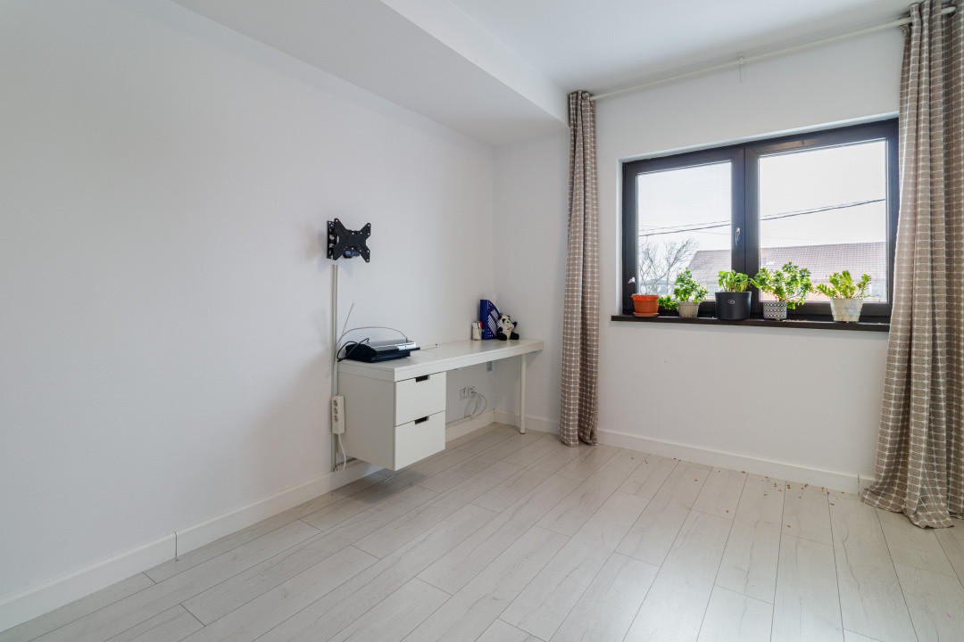 Casa Corbeanca - Curte si liniste