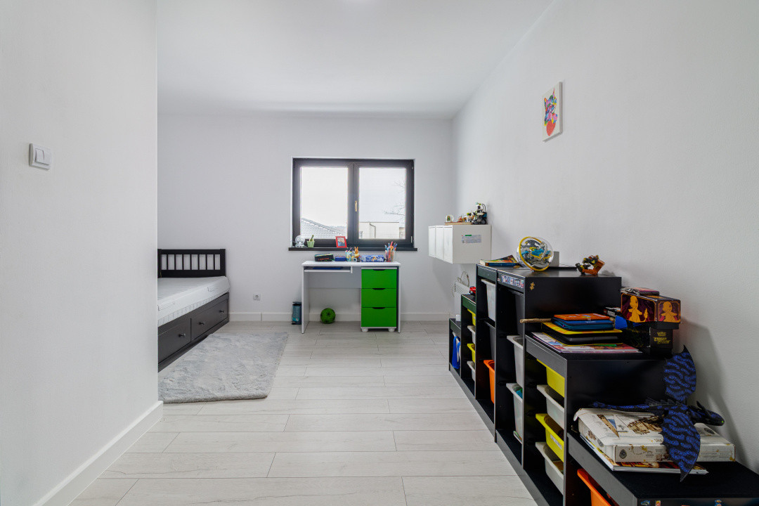 Casa Corbeanca - Curte si liniste