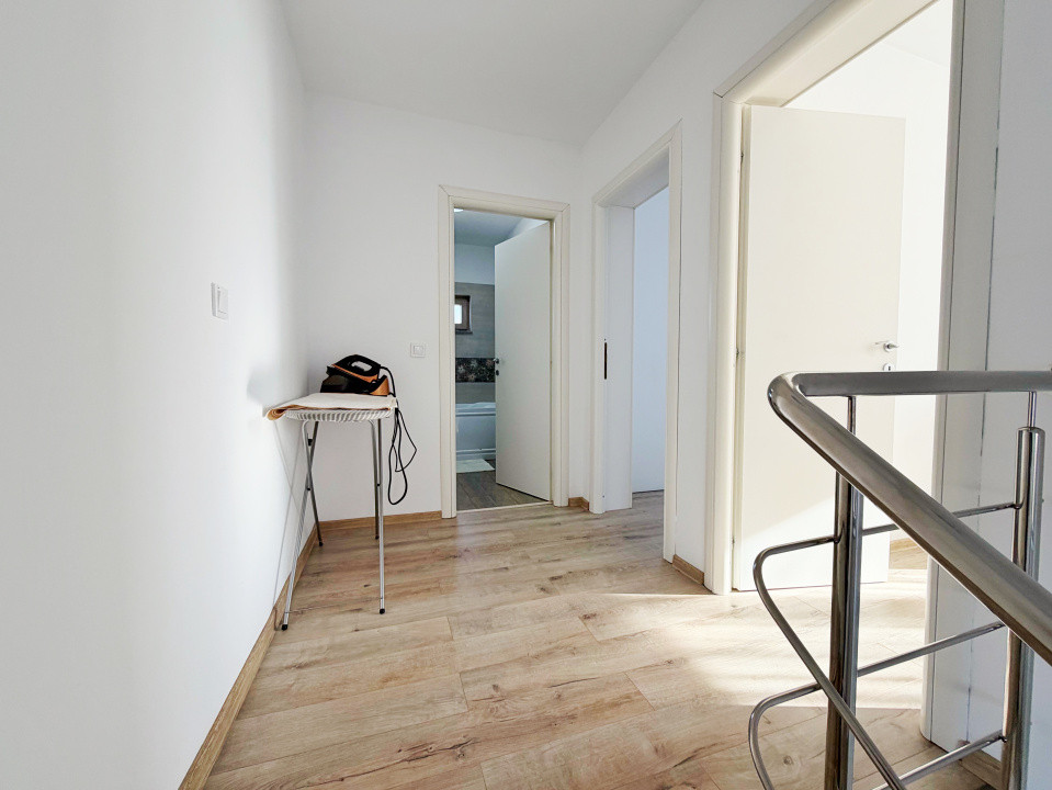 Inchiriere Casa Duplex 3 camere Mioveni 