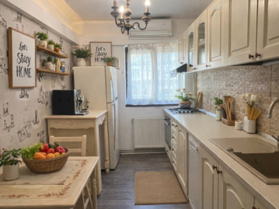 Apartament ultracentral Pitești – 3 camere decomandat, 82 mp, ideal investiție 