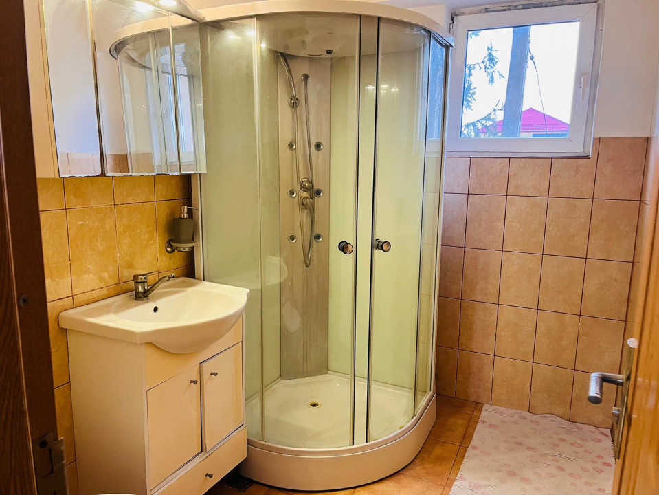 Apartament spatios 2 camere, bloc 2002 – Craiovita Noua, zona Promenada Mall