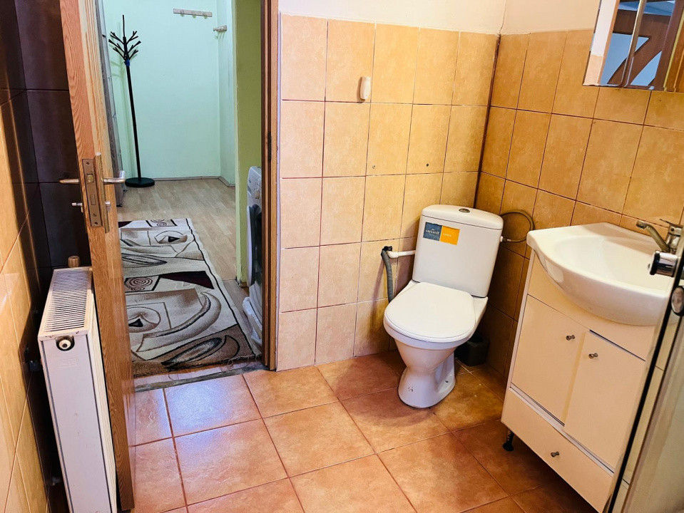 Apartament spatios 2 camere, bloc 2002 – Craiovita Noua, zona Promenada Mall