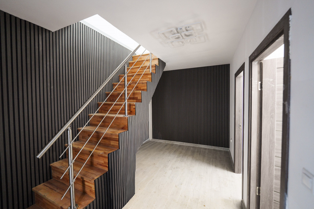 Hala moderna 2025 cu birouri premium si spatiu depozitare 174,50 mp – zona Metro