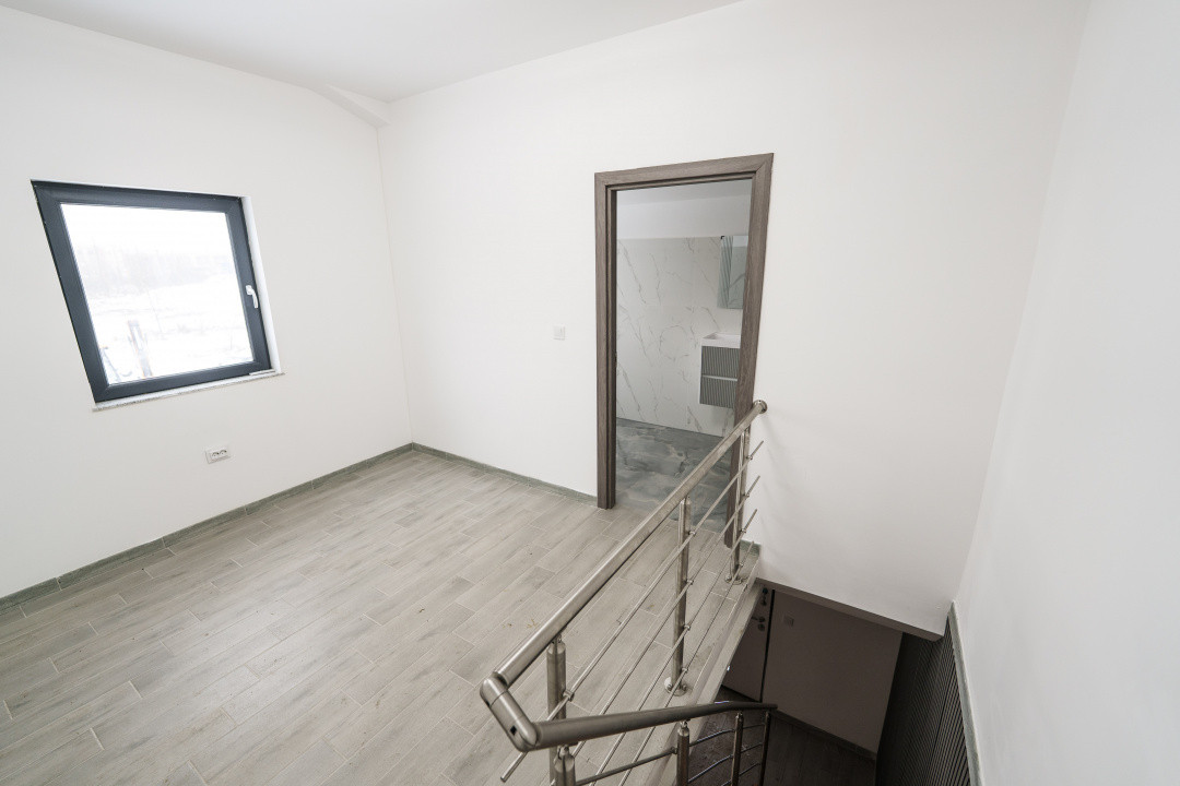 Hala moderna 2025 cu birouri premium si spatiu depozitare 174,50 mp – zona Metro