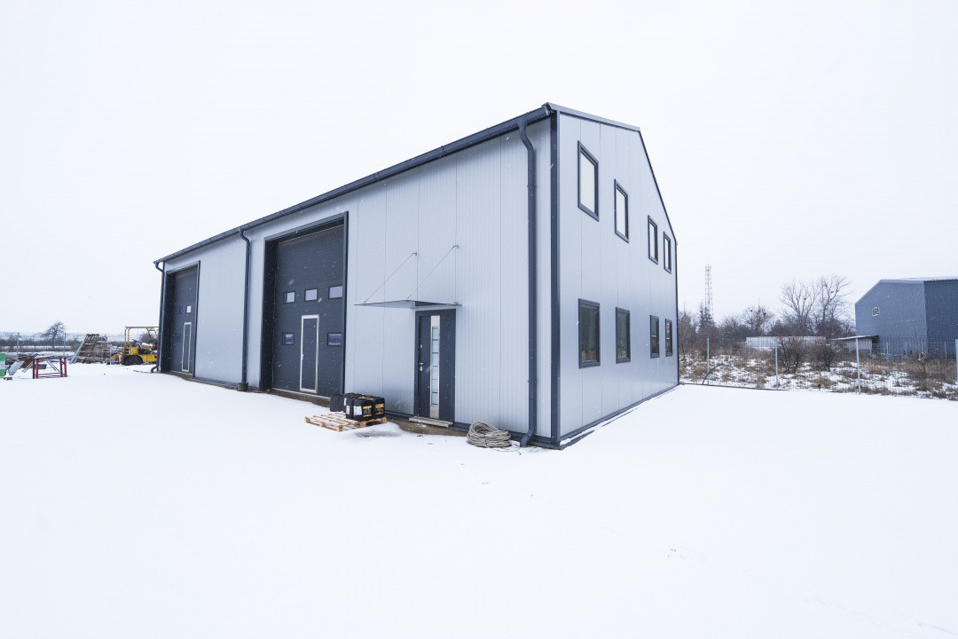 Hala moderna 2025 cu birouri premium si spatiu depozitare 174,50 mp – zona Metro