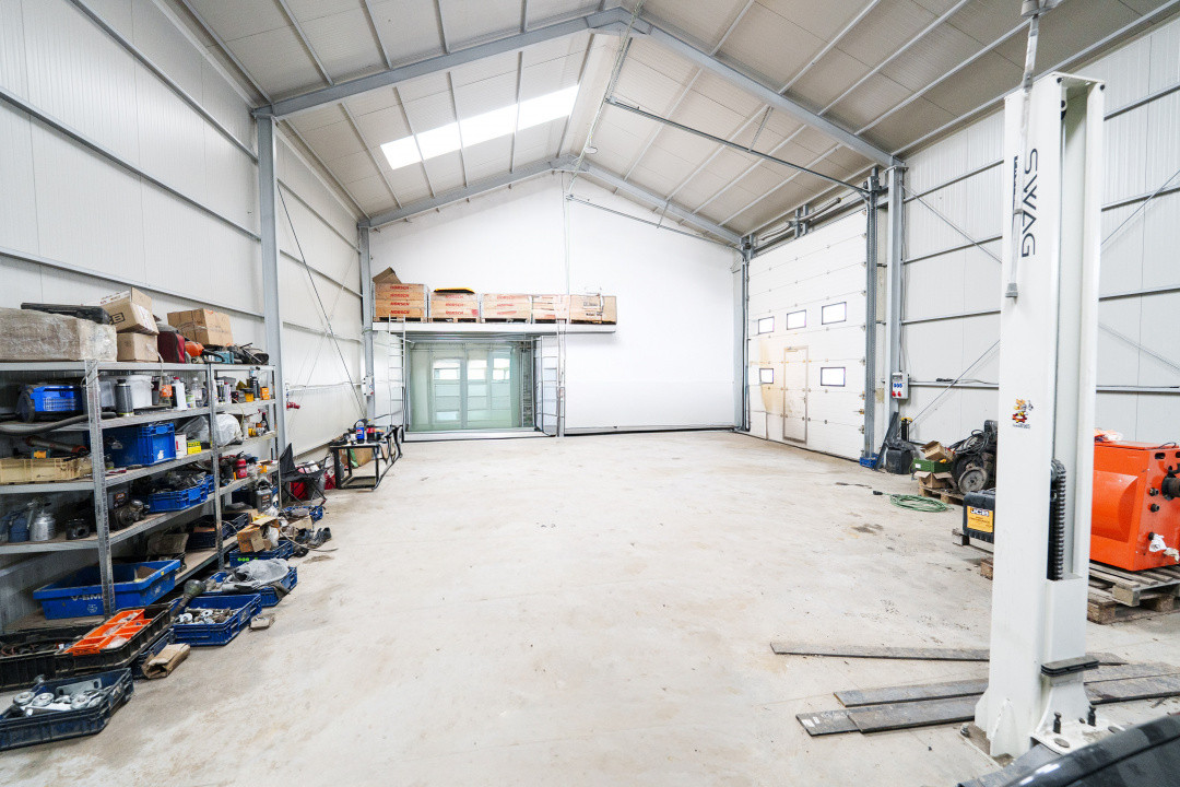 Hala moderna 2025 cu birouri premium si spatiu depozitare 174,50 mp – zona Metro