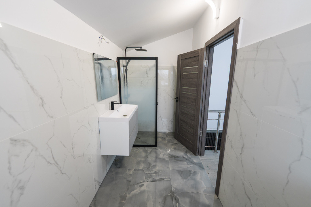 Hala moderna 2025 cu birouri premium si spatiu depozitare 174,50 mp – zona Metro