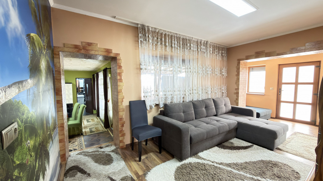 Casă 3 camere, Teren 1.461 mp Loc. Lucăceni Jud. Satu Mare