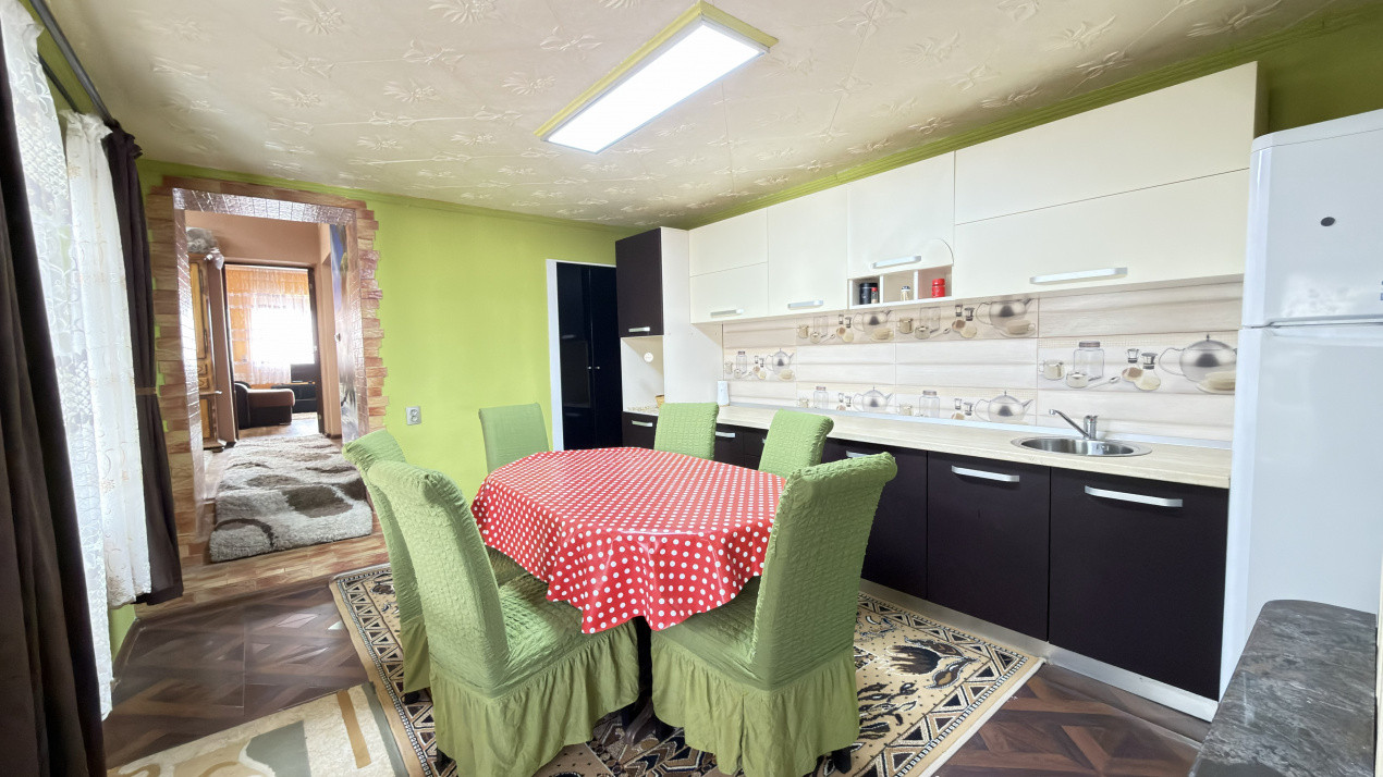 Casă 3 camere, Teren 1.461 mp Loc. Lucăceni Jud. Satu Mare