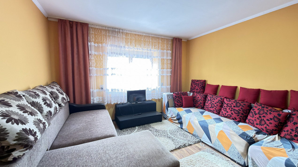 Casă 3 camere, Teren 1.461 mp Loc. Lucăceni Jud. Satu Mare