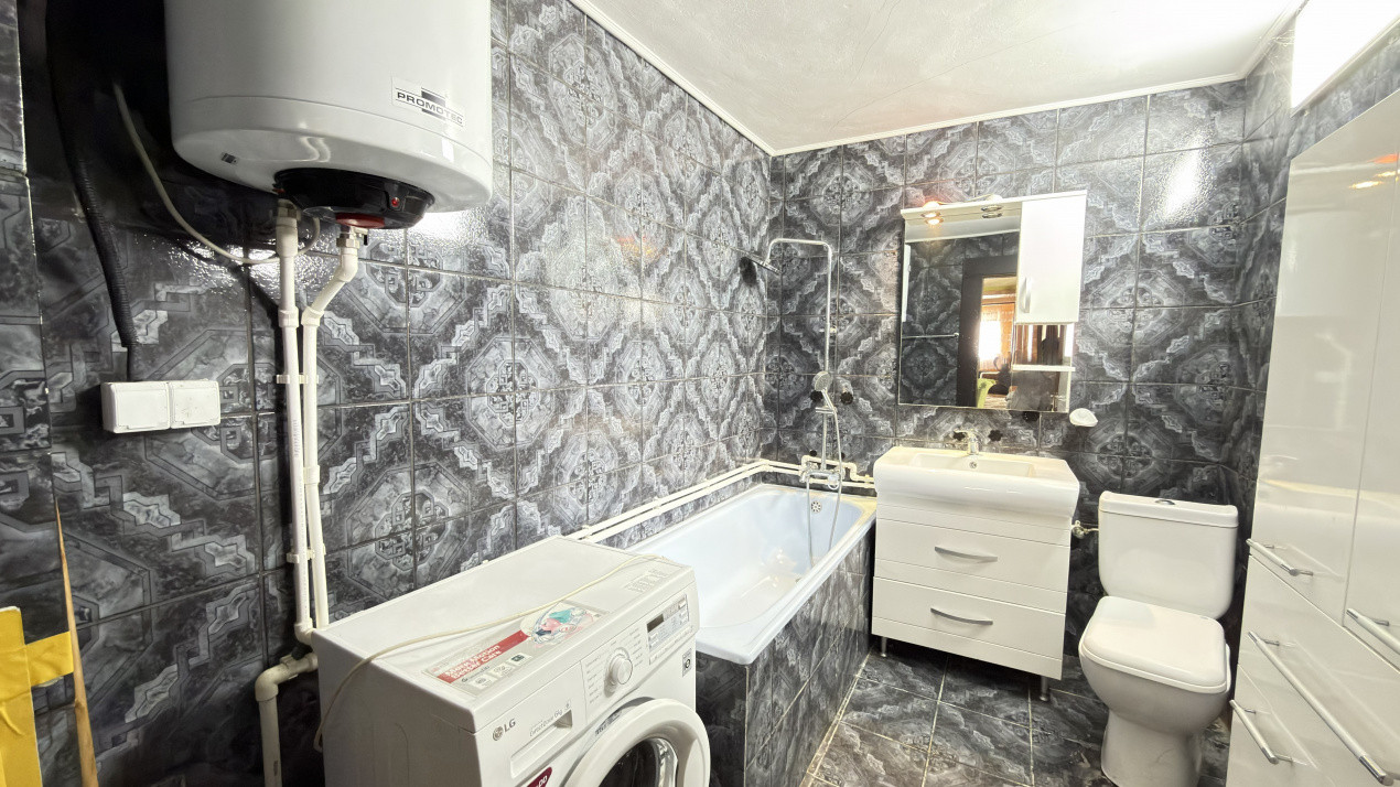 Casă 3 camere, Teren 1.461 mp Loc. Lucăceni Jud. Satu Mare