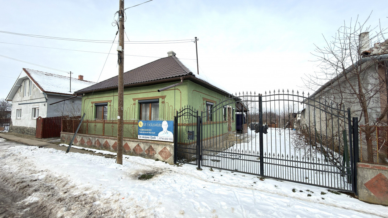 Casă 3 camere, Teren 1.461 mp Loc. Lucăceni Jud. Satu Mare