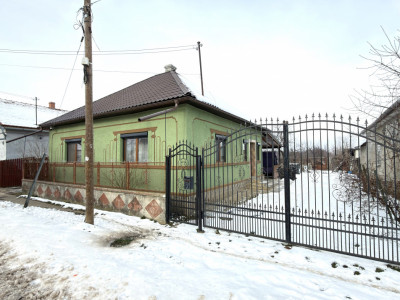 Casă 3 camere, Teren 1.461 mp Loc. Lucăceni Jud. Satu Mare