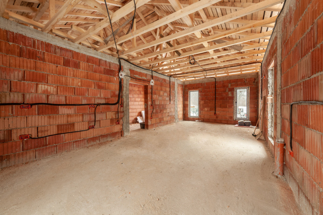 Casă nouă 3 camere | Smeura – Str. Bisericii | Predare la cheie | 0% comision