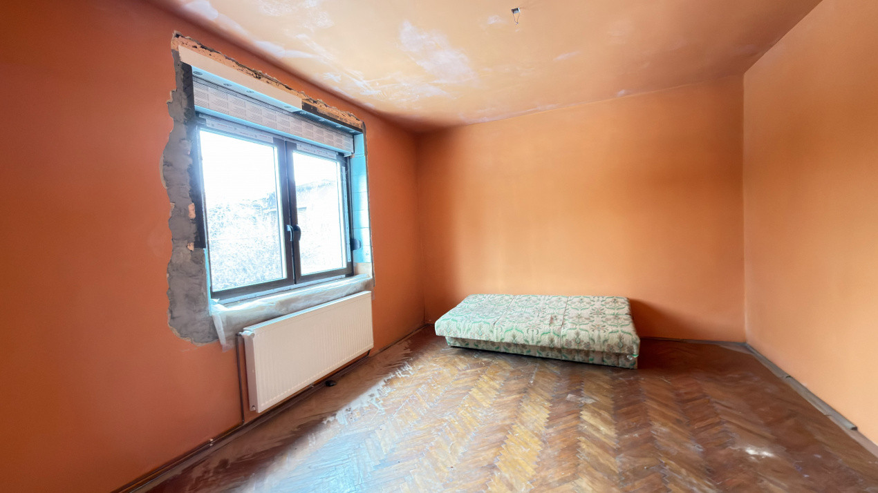 Proprietate cu 2 case | Teren 546 mp | Str. Albinelor Nr.18 - Carei