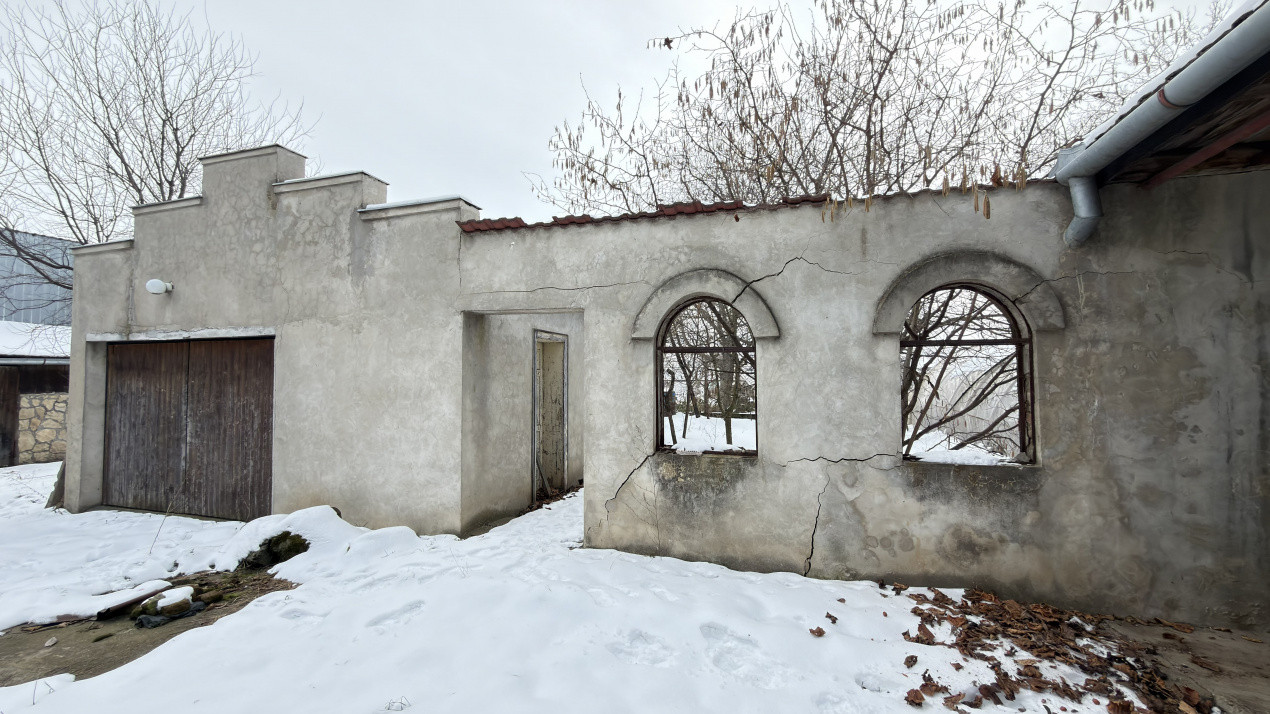 Proprietate cu 2 case | Teren 546 mp | Str. Albinelor Nr.18 - Carei