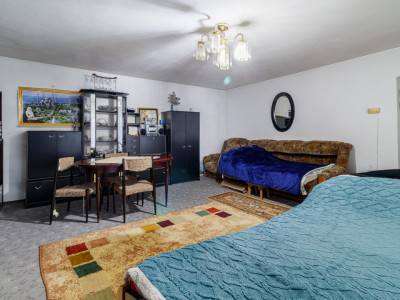 Casa traditionala romaneasca in zona Salatrucu, jud. Arges. Comision 0%