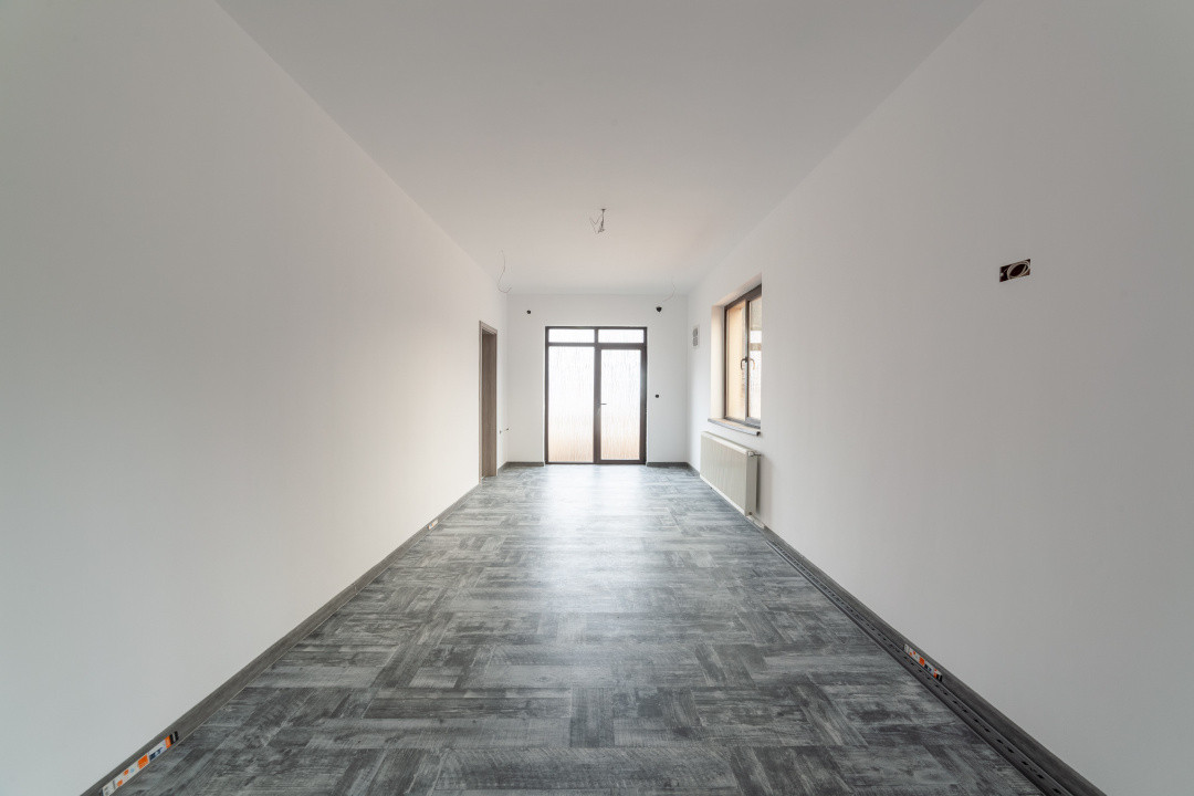 Casă spațioasă P+1+M – Izvorani, Ștefănești | Ideală pentru 2 familii!