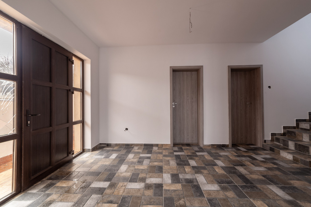 Casă spațioasă P+1+M – Izvorani, Ștefănești | Ideală pentru 2 familii!