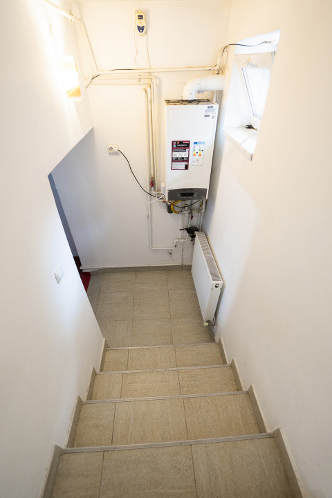 Demisol multifunctional central de inchiriat - zona Piata Mare