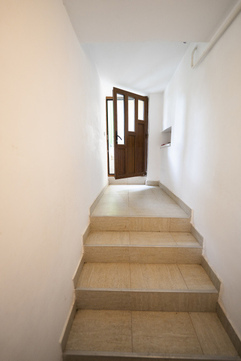 Demisol multifunctional central de inchiriat - zona Piata Mare