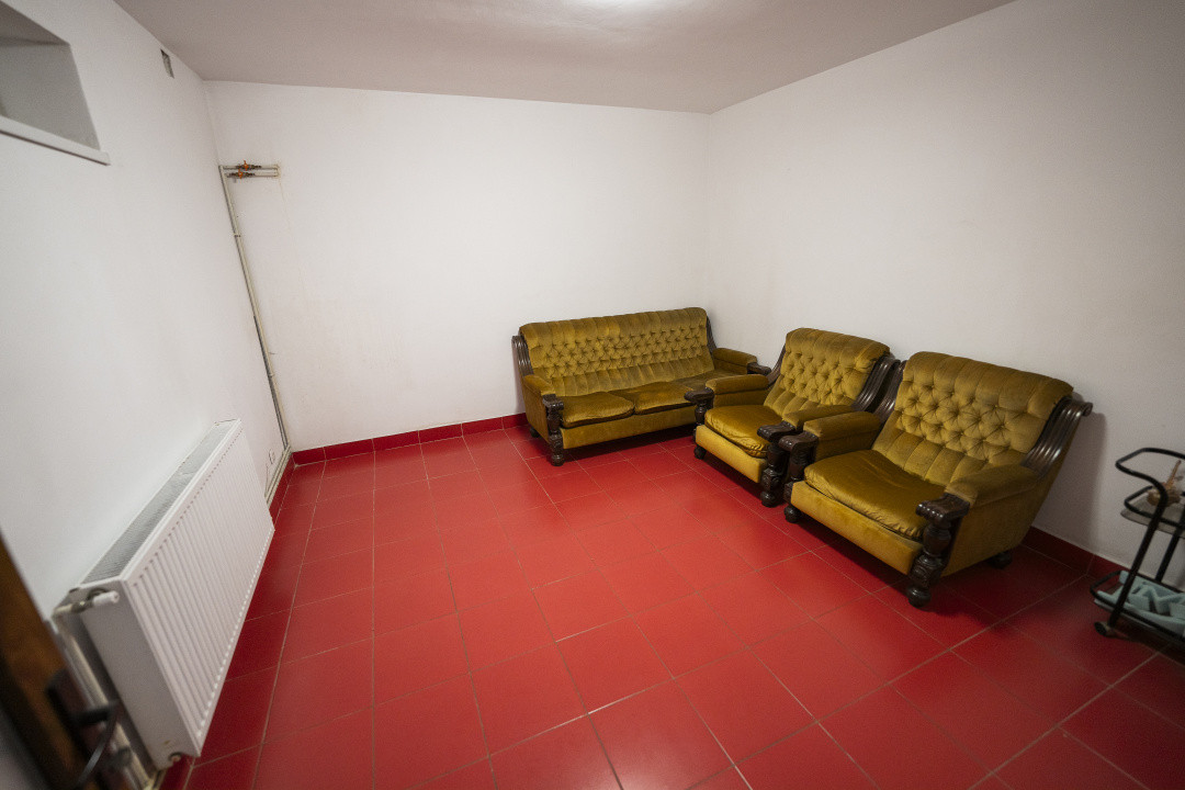 Demisol multifunctional central de inchiriat - zona Piata Mare