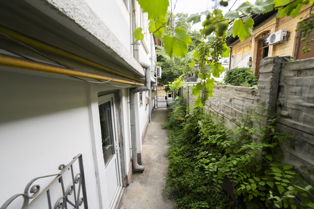 Spatiu comercial stradal de inchiriat Stefan cel Mare - zona Podisor