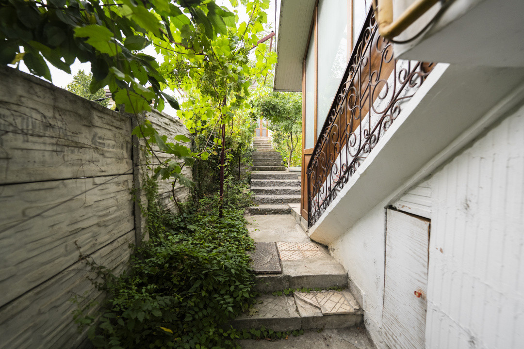 Spatiu comercial stradal de inchiriat Stefan cel Mare - zona Podisor