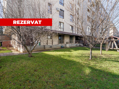 Apartament decomandat cu curte proprie de 170 mp