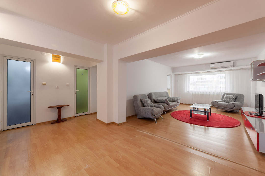 Apartament 3 camere de inchiriat – Centru Pitesti (zona Serviciul Permise)