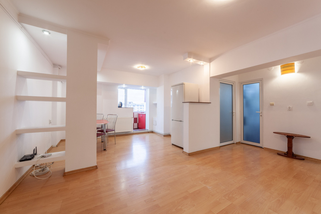 Apartament 3 camere de inchiriat – Centru Pitesti (zona Serviciul Permise)