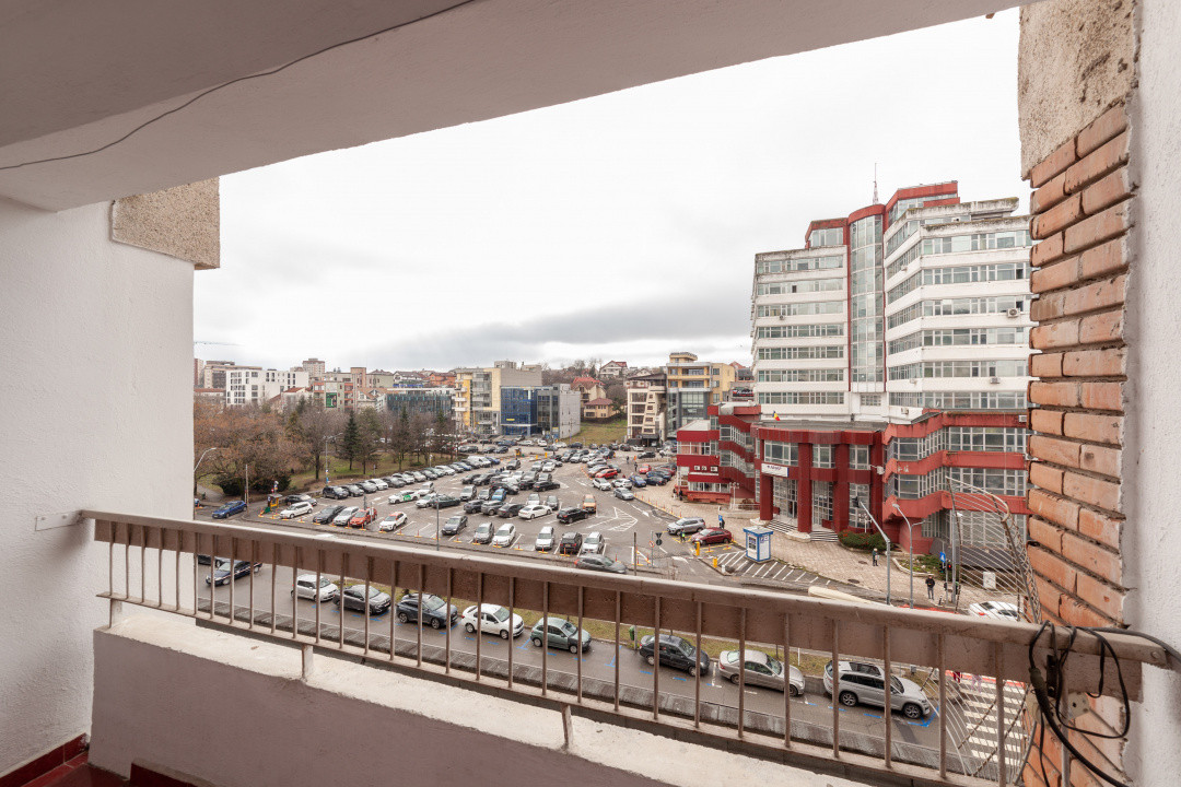 Apartament 3 camere de inchiriat – Centru Pitesti (zona Serviciul Permise)