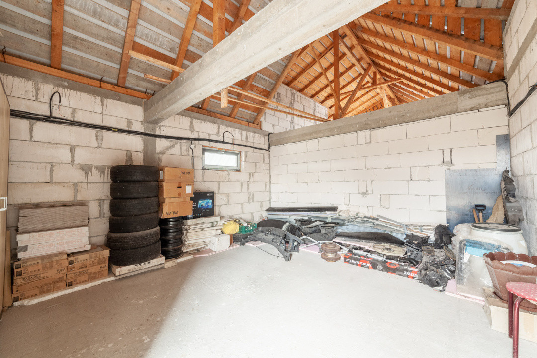 Clădire industrială / comercială – 320 mp utili | Teren 3.200 mp