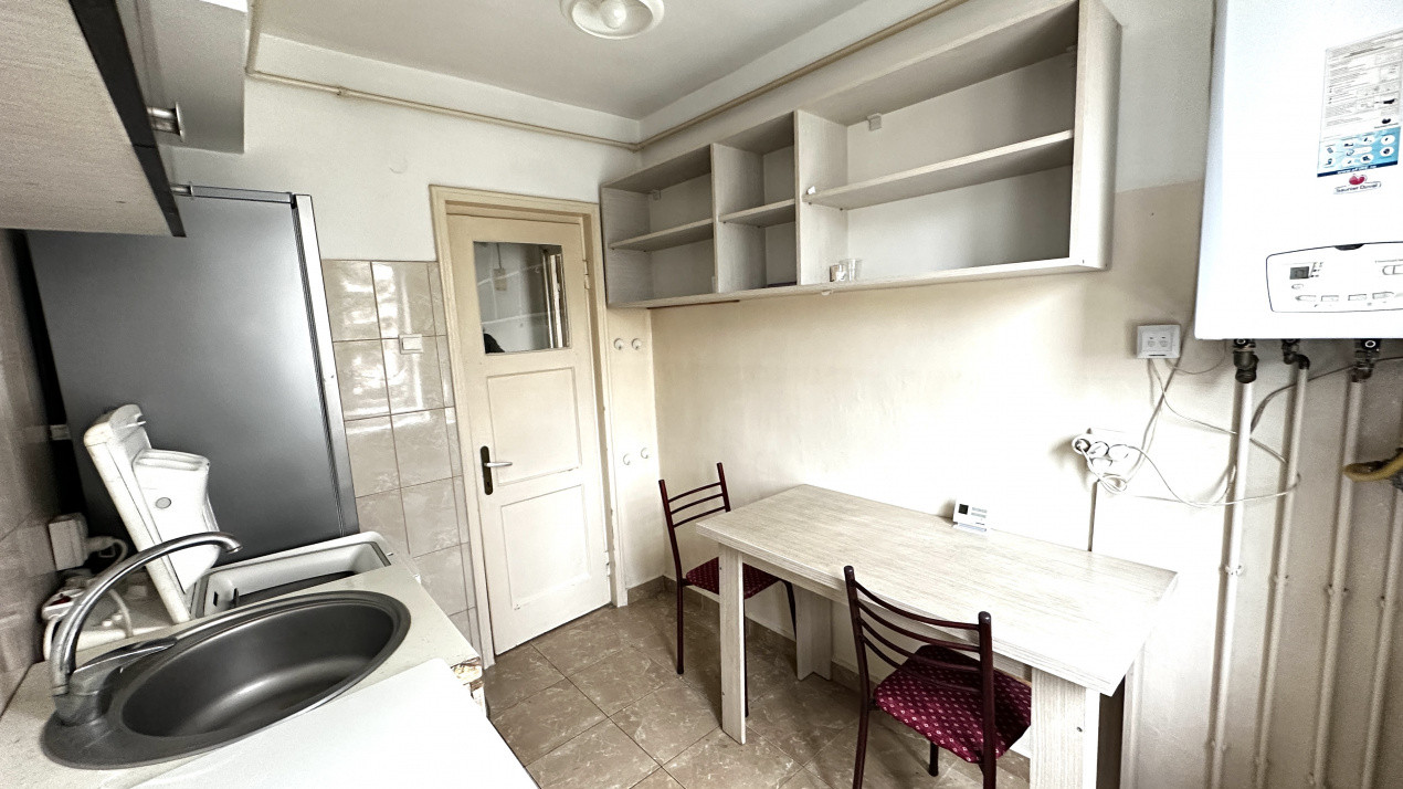 Apartament 2 camere central Pitesti