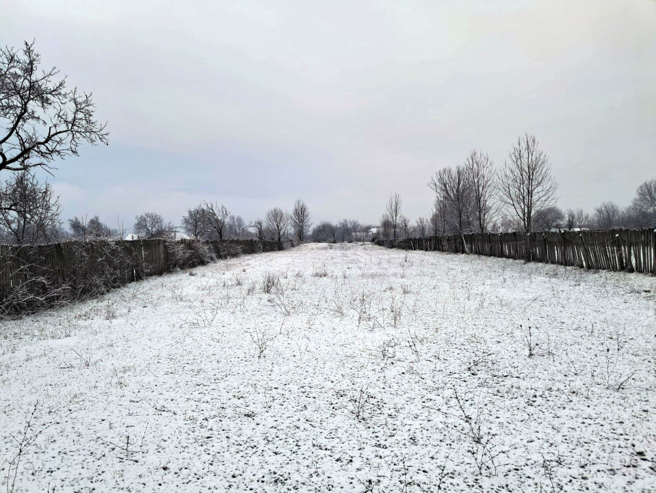 TEREN INTRAVILAN POLOVRAGI