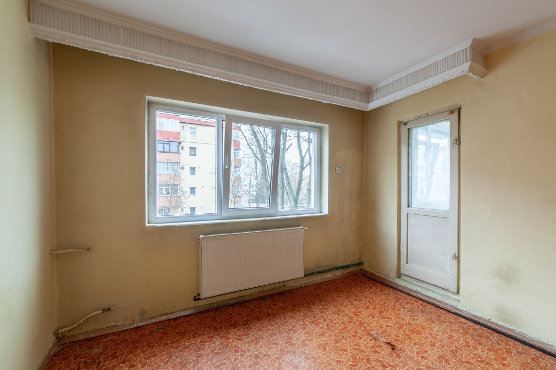 Apartament 2 camere, decomandat, etaj 1, Gavana