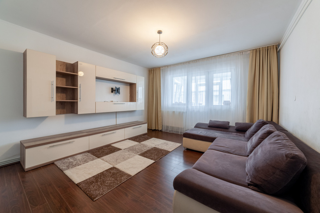Apartament 3 camere - Gavana, Piata Albina