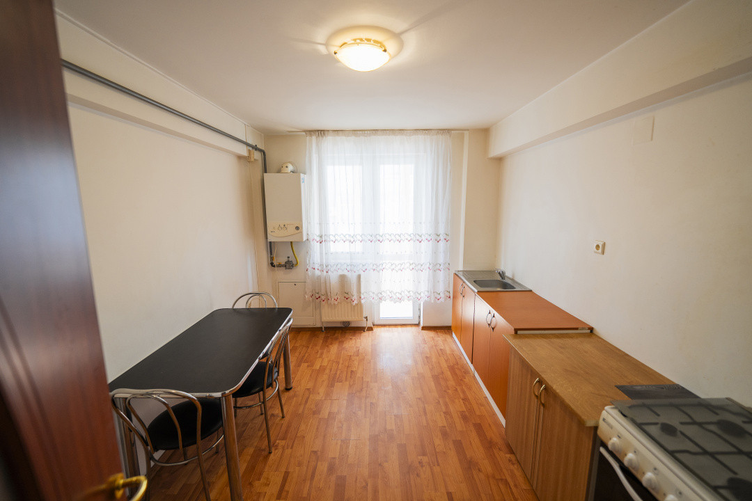 Apartament primitor 2 camere, bloc 2004 - Craiovita Noua, zona Promenada Mall
