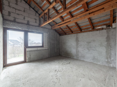 Apartament 3 camere Rolast - Inchiriere - 0% Comision