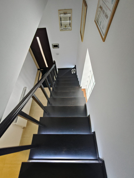 Casă P+1 modernă, complet echipată, cu teren mult, la Crasna