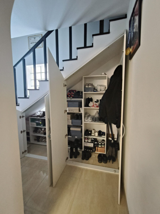 Casă P+1 modernă, complet echipată, cu teren mult, la Crasna