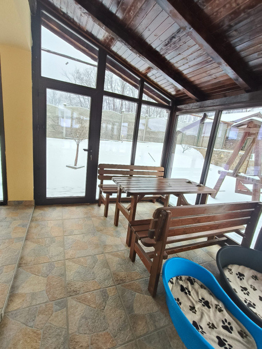 Casă P+1 modernă, complet echipată, cu teren mult, la Crasna