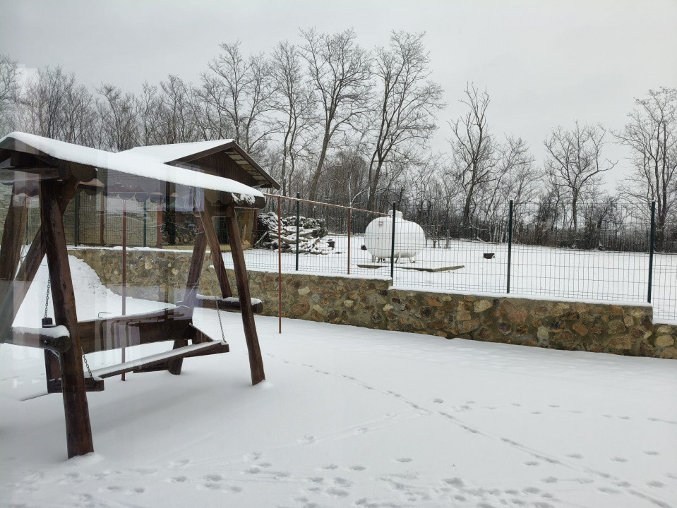 Casă P+1 modernă, complet echipată, cu teren mult, la Crasna