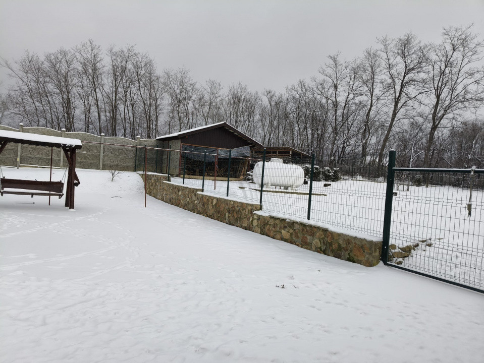 Casă P+1 modernă, complet echipată, cu teren mult, la Crasna