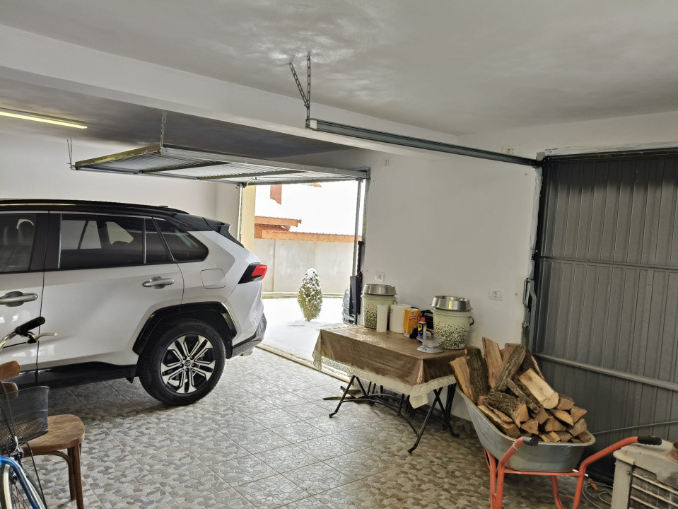 Casă P+1 modernă, complet echipată, cu teren mult, la Crasna